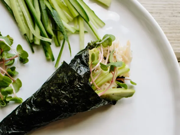 Recipe: Crab & Avocado Hand Rolls (Temaki)
