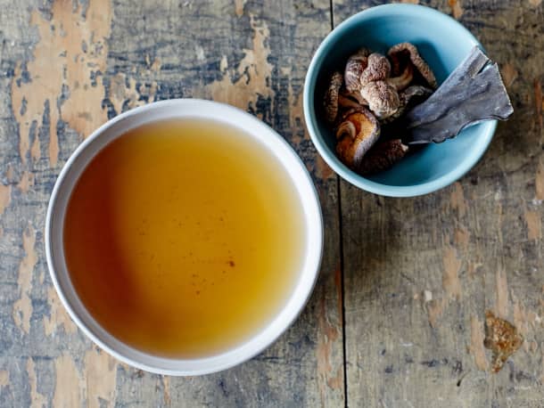 How To Make Kombu Broth (Vegetarian Dashi)