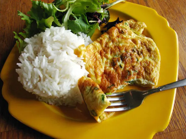 Thai-Style Omelet (Kai Jeow)