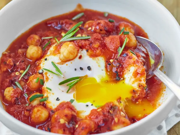Single-Serve Microwave Shakshuka