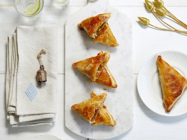 Puff Pastry Samosa Pockets