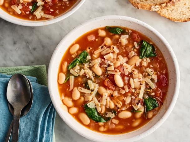 Mediterranean White Bean Soup