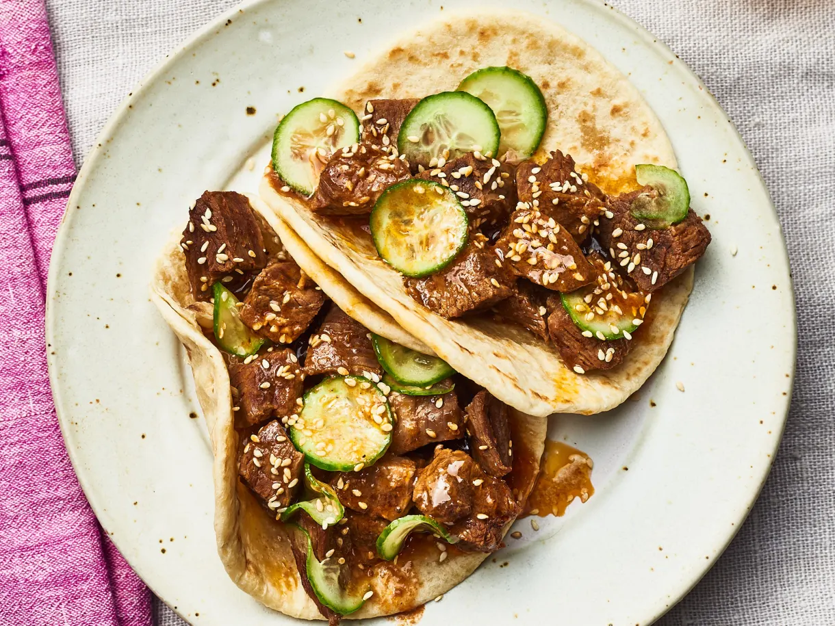 Slow Cooker Korean BBQ-Style Beef Tacos