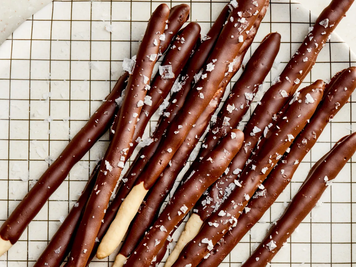 Chocolate-Covered Shortbread Sticks (Pocky)