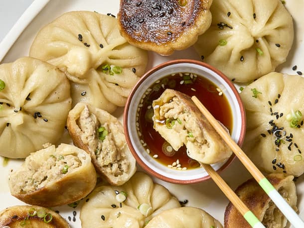 Sheng Jian Bao (Pan-Fried Pork Buns)