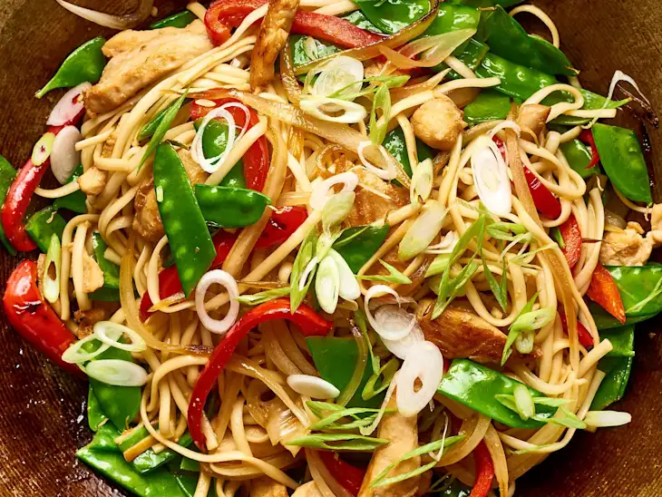 Chicken Lo Mein