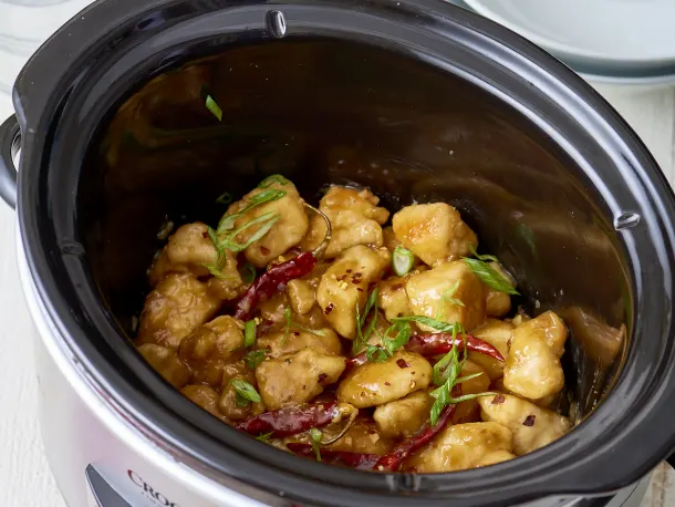 How To Make Slow Cooker General Tso’s Chicken