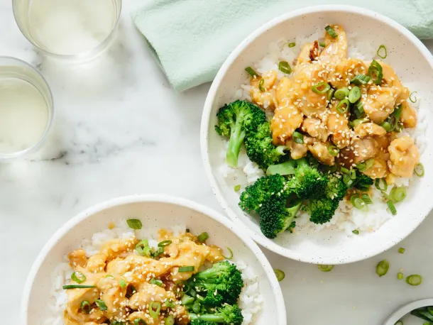 How To Make Easy Sesame Chicken That’s Fresher and Faster than Takeout
