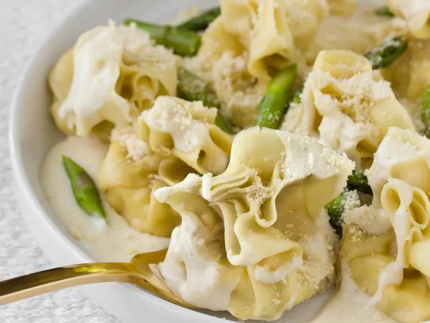 Fiocchetti with Pears and Parmesan Cream