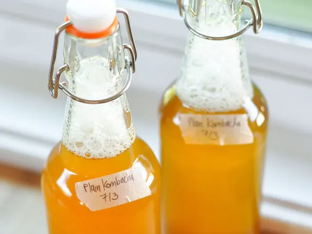 How To Make Kombucha Tea at Home