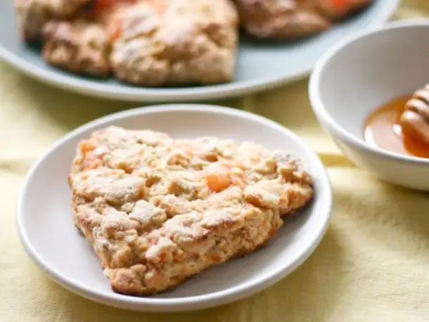 Winter Morning Recipe: Honeyed Grapefruit Oat Scones