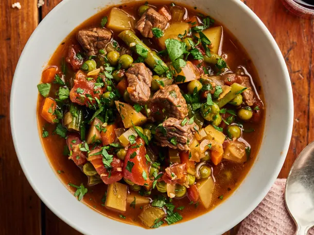 How To Make Hearty Vegetable Beef Soup