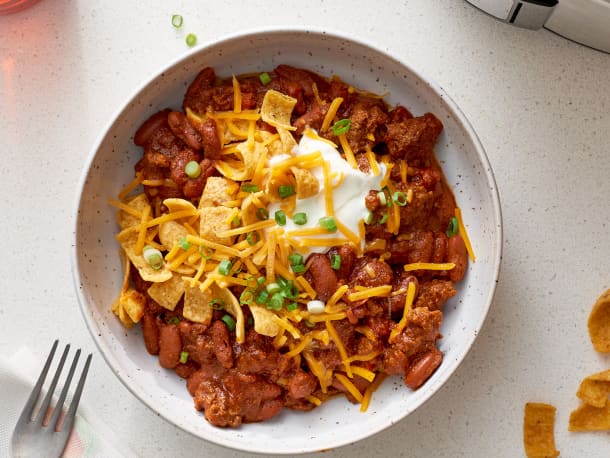 How To Cook Slow Cooker Chili: The Simplest, Easiest Method