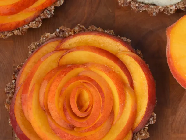 No-Bake Peach Tarts with Ginger and Coconut (Gluten-Free & Vegan)