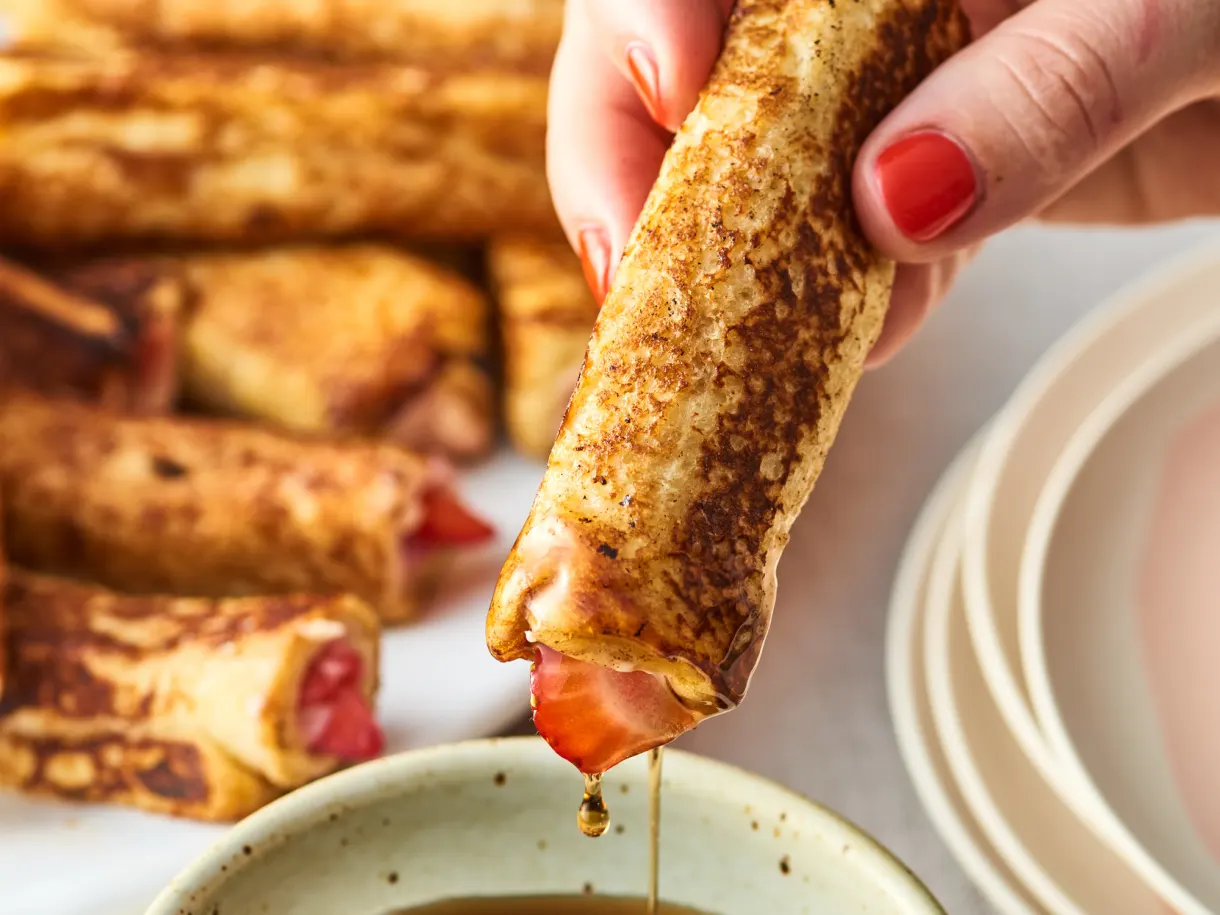 Berries & Cream French Toast Roll-Ups