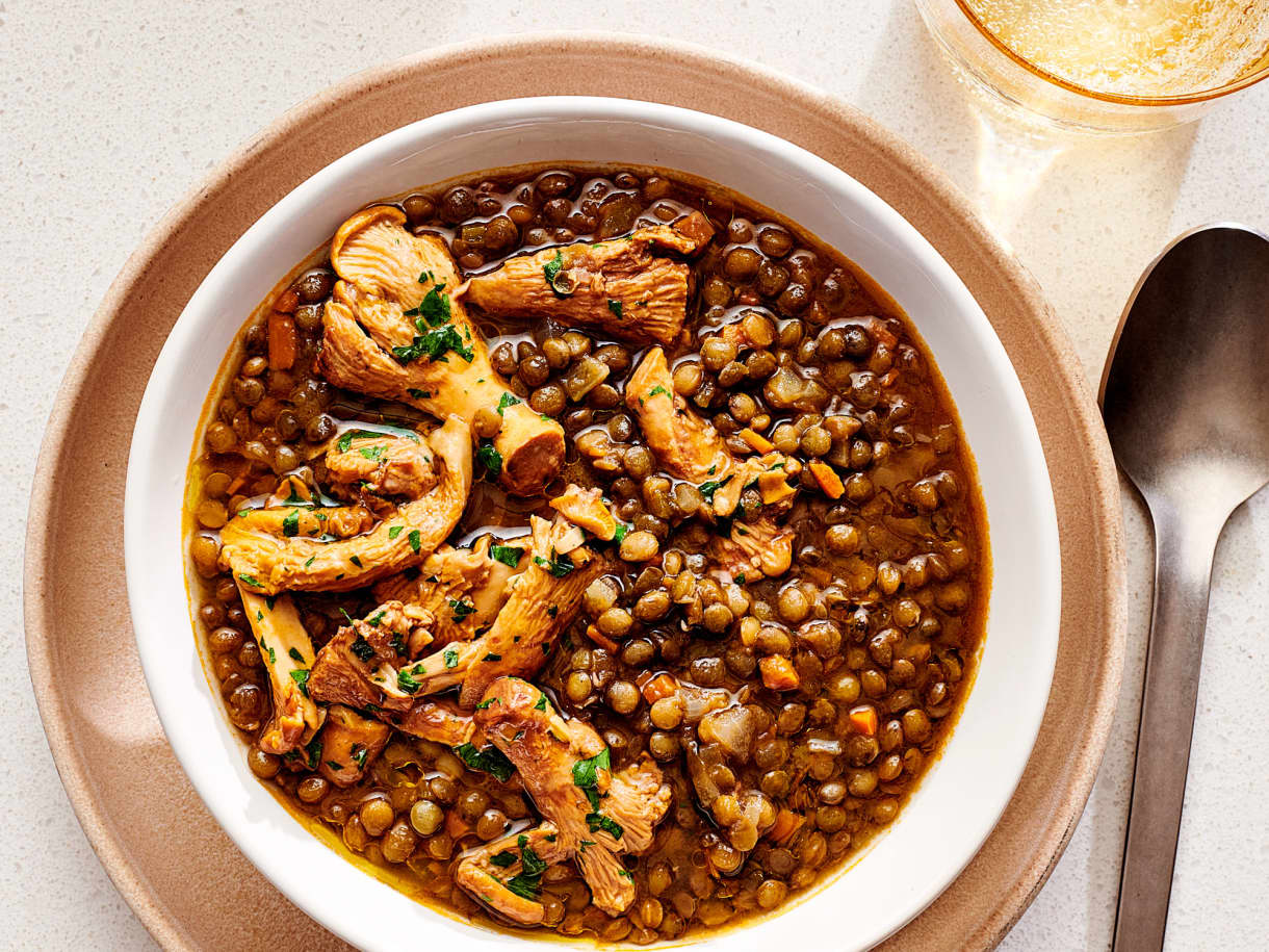 Italian Lentil and Chanterelle Soup