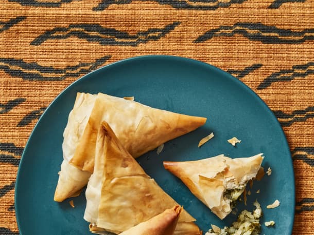 Freeze-Ahead Horta Phyllo Pockets