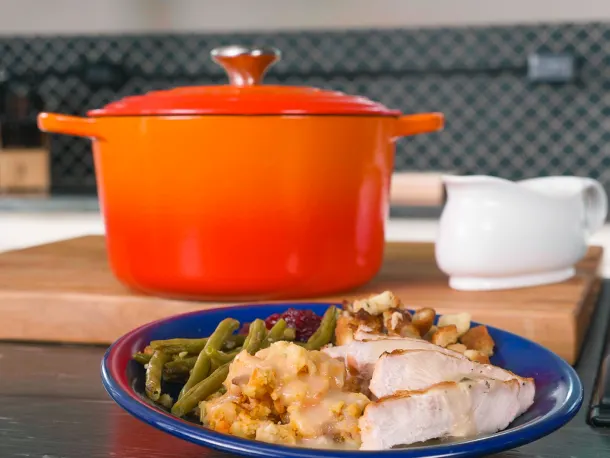 How to Make a Full Thanksgiving Dinner in Just One Pot