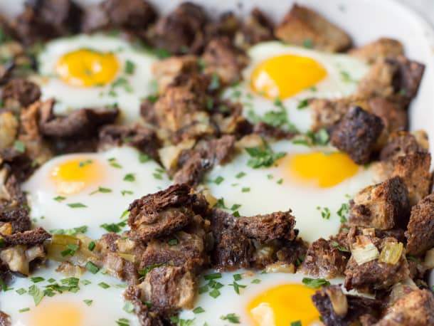 Thanksgiving Stuffing Breakfast Strata