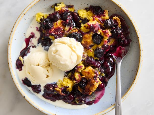 4-Ingredient Blueberry Dump Cake