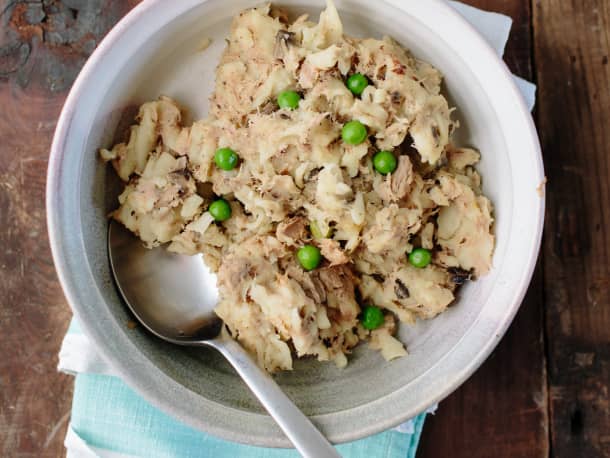 Slow Cooker Tuna Noodle Casserole