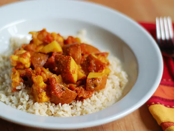 Quick Recipe: Potato and Cauliflower Curry