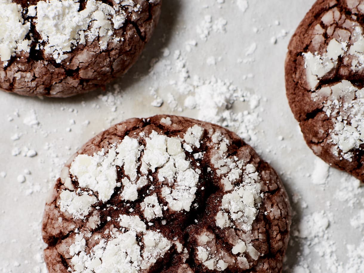 Chocolate Crinkle Cake Mix Cookies