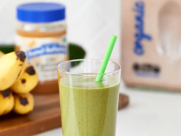 Peanut Butter & Chocolate Green Smoothie