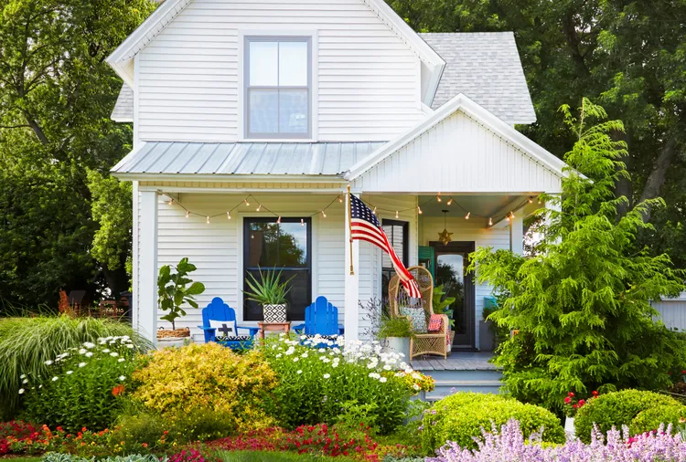The American Flag Is Trending in Design—How to Style It in Fresh, Understated Ways