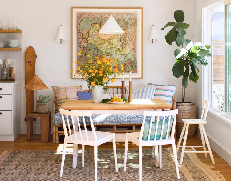 5 Lighting Trends That Designers Say Are So Outdated