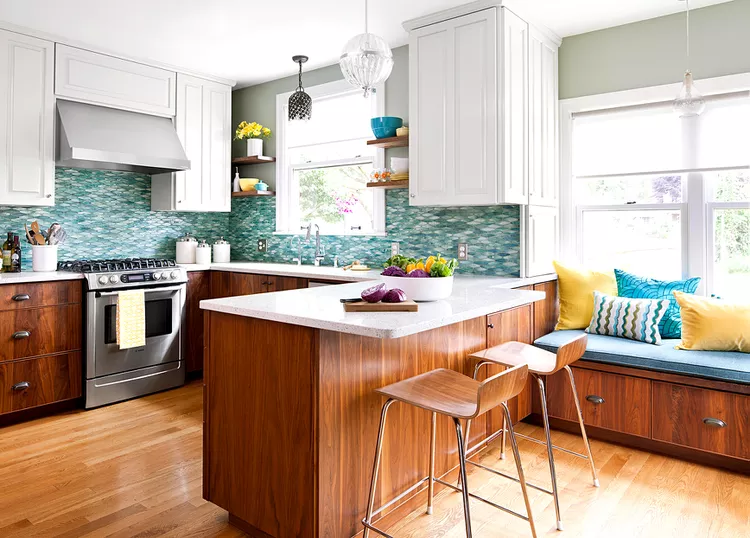 Iridescent Tile Is Everywhere Right Now—Here’s How to Use It Without Overdoing It