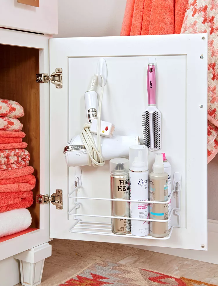 10 Everyday Bathroom Items You Should Clean or Throw Out ASAP