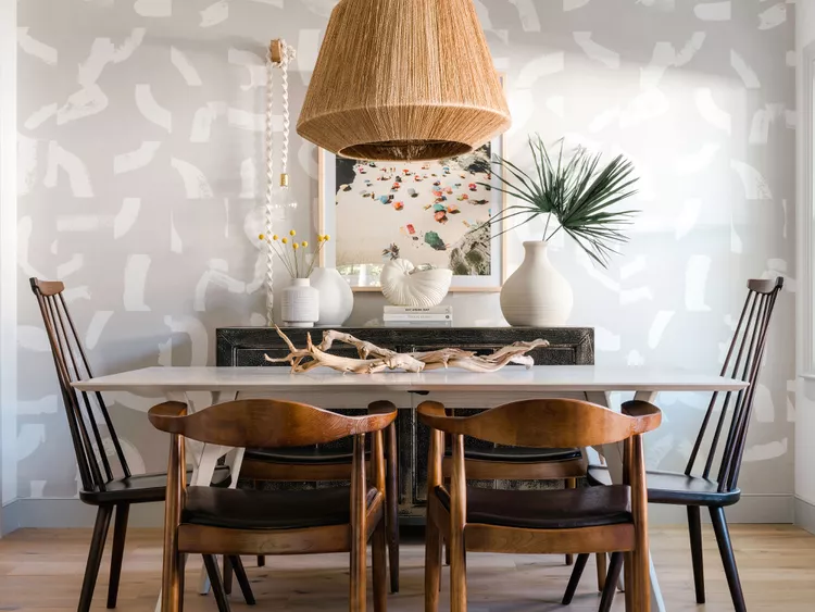 Painting vs. Wallpapering: Which Is Quicker, Easier, and Worth Your Time?