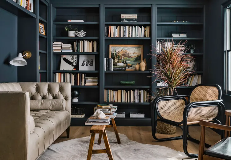 We Asked 5 Designers If Moody Paint Colors Are Still Trendy: Here's What They Said
