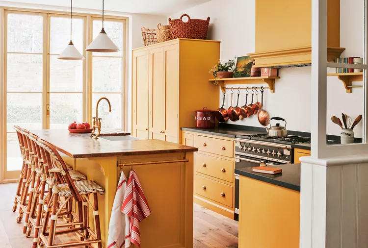 This Is the New "It" Color for Kitchen Cabinets: Here's How to Pull It Off