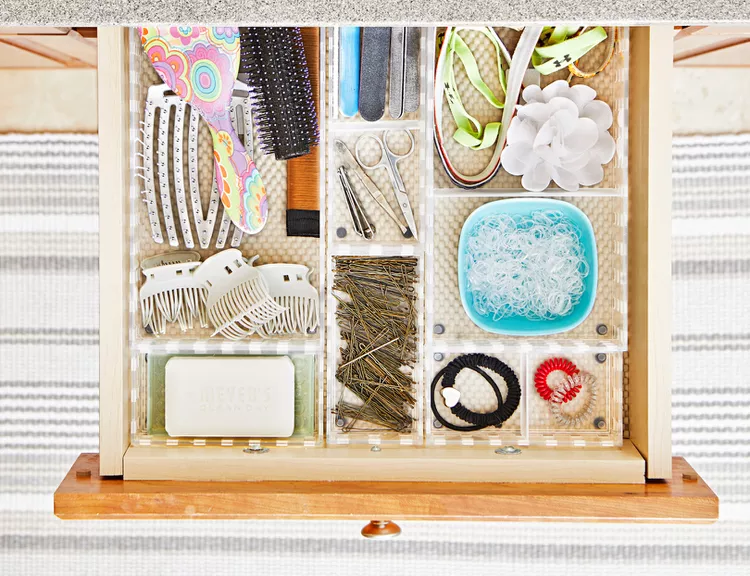 The 10-10 Decluttering Method Might Be the Easiest Way to Tidy Your Home in Minutes