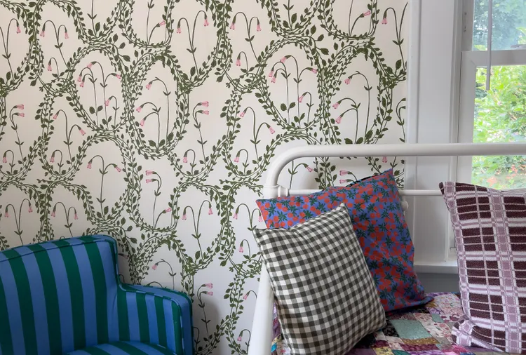 Sarah Jessica Parker's Wallpaper Totally Revived My 100-Year-Old Bungalow—and It Comes in 15 Stunning Patterns
