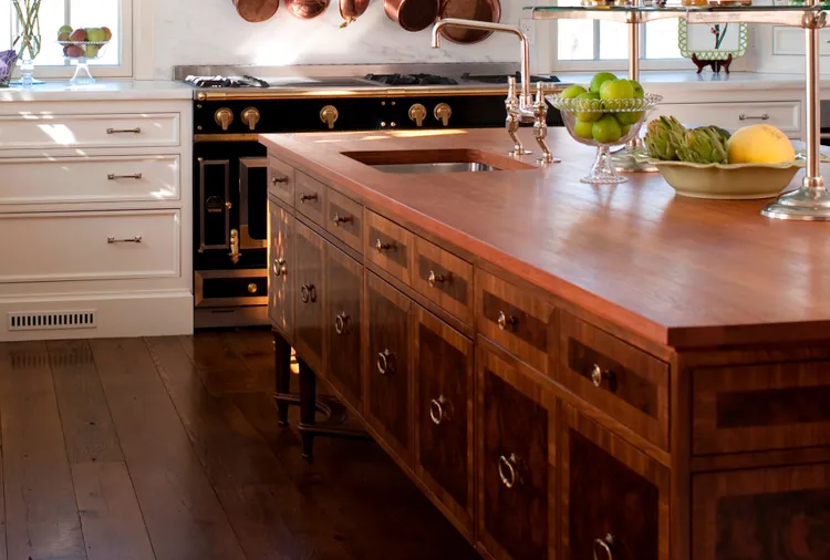 This Warm, Swirled Material Is Bringing a Richer Feel to 2026 Kitchen Cabinets