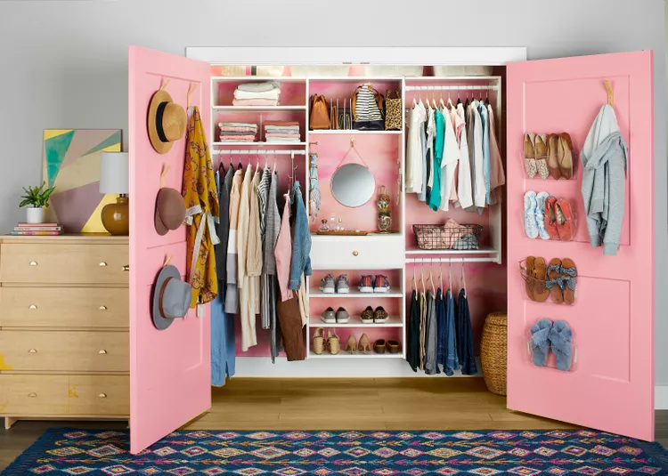 4 Simple Steps to Perfectly Organize Any Small Closet, According to a Designer