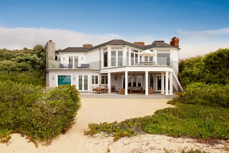 You Can Stay in the ‘Hannah Montana’ Malibu Beach House for Free—Here’s How to Book the Airbnb