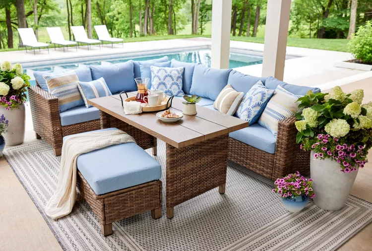 These 6 Resort-Inspired Outdoor Furniture Pieces Will Transform Your Patio