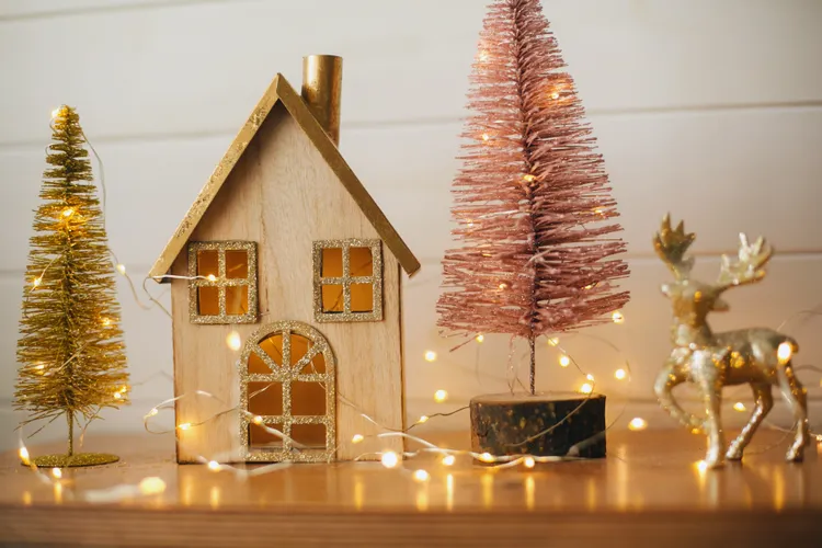 Create Your Own Christmas Village with This Adorable Holiday Craft