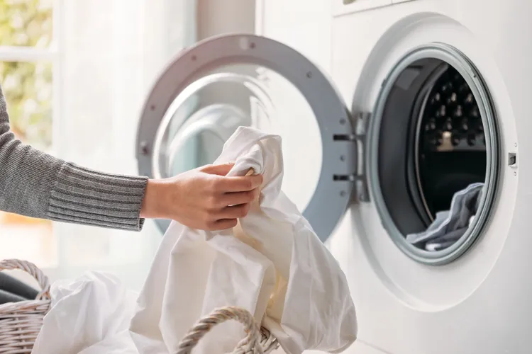 Does Your White Shirt Have Rusty or Pink Stains After Bleaching? Here’s What to Do