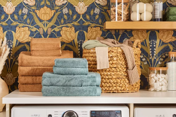 Can You Wash Kitchen Towels and Bath Towels Together? What Experts Recommend