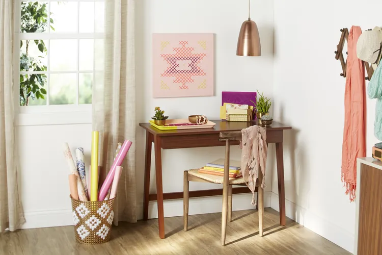 3 Relaxing Needlepoint Projects to Start Today
