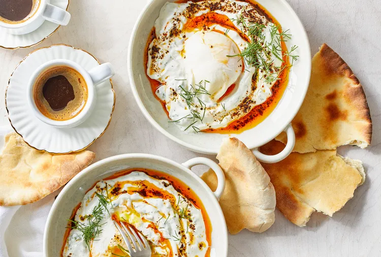 A Chef’s Simple Trick to Pre-Poach Eggs for a Crowd (and Keep Them Perfectly Warm)