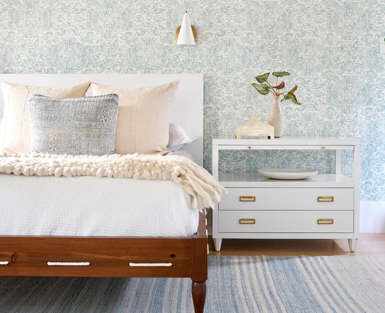 This Scandinavian Bed-Making Method Is the Secret to Your Best Night's Sleep