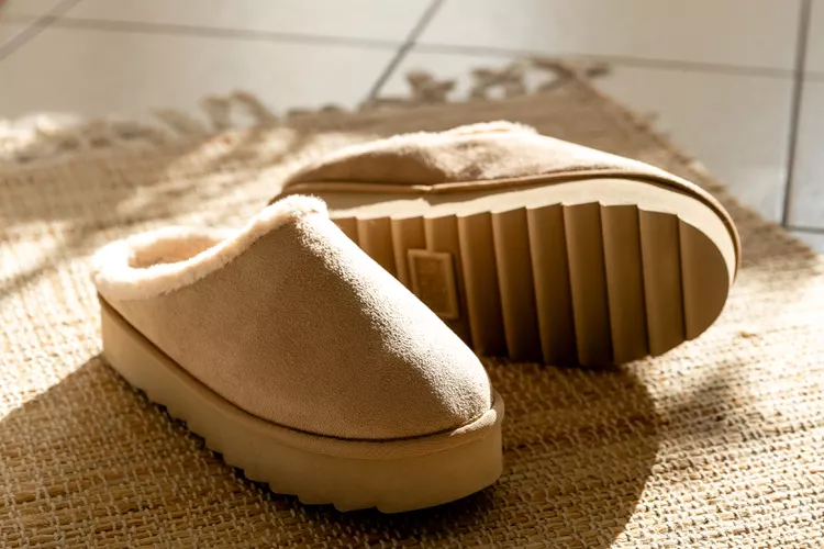 How to Get Salt Stains Out Of Your UGGs: Two Foolproof Methods to Try