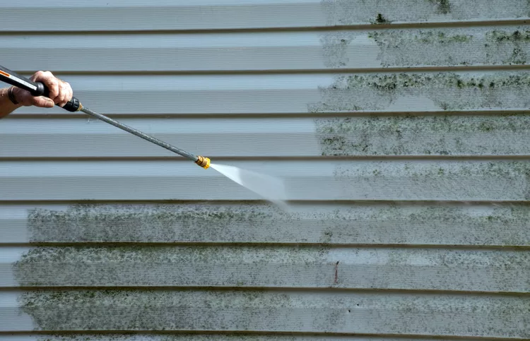 7 Proven Ways to Clean Vinyl Siding to Make Your Exterior Look New Again