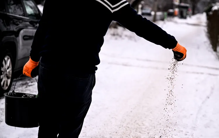 This DIY Deicer Melts Ice Fast and Adds Traction Where You Need It Most